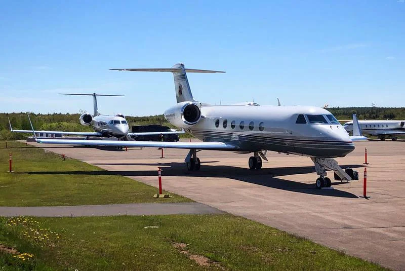 COUNTERPOINT: Airstrip for Inverness golfers is pie in the sky