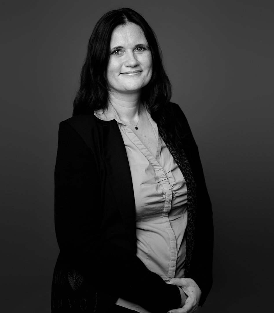 ipcenter_gmbh_corporateheadshoot_wf_web-2.jpg