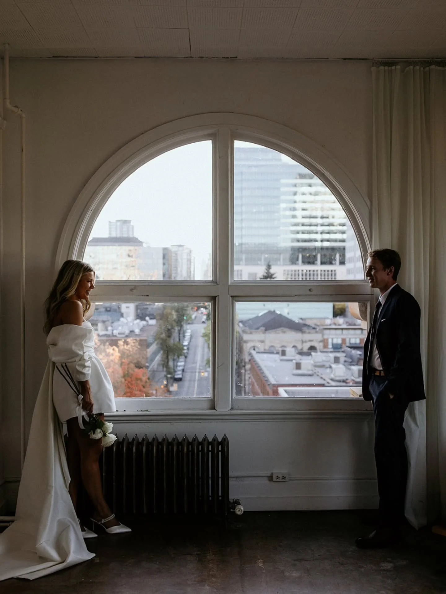 An absolute honour to capture these two on their wedding day in the city 💛
Many more to share.