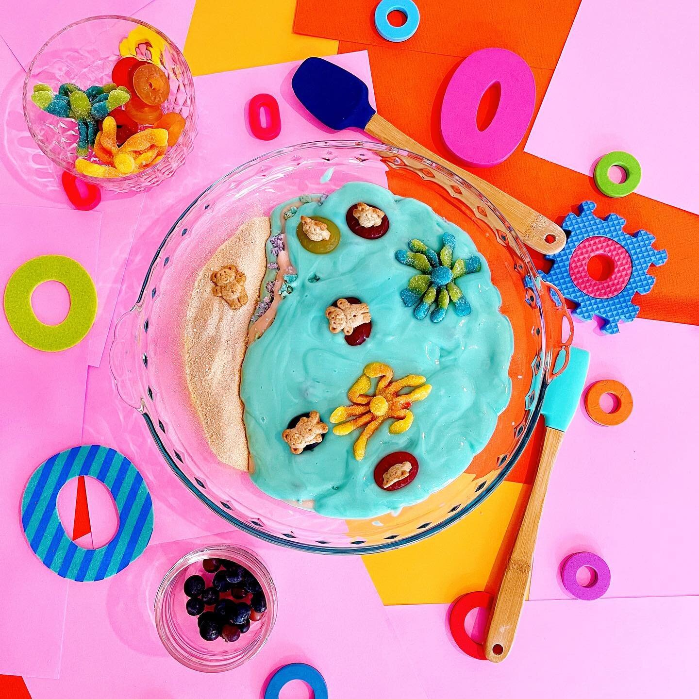 O is for&hellip;🌊🐟🐠 ocean! Today&rsquo;s #AtoZOOTB is all about the letter &ldquo;O!&rdquo; We love to incorporate cooking and food into speech and language activities! Today&rsquo;s ocean parfait sensory tray is the the perfect combo of the lette