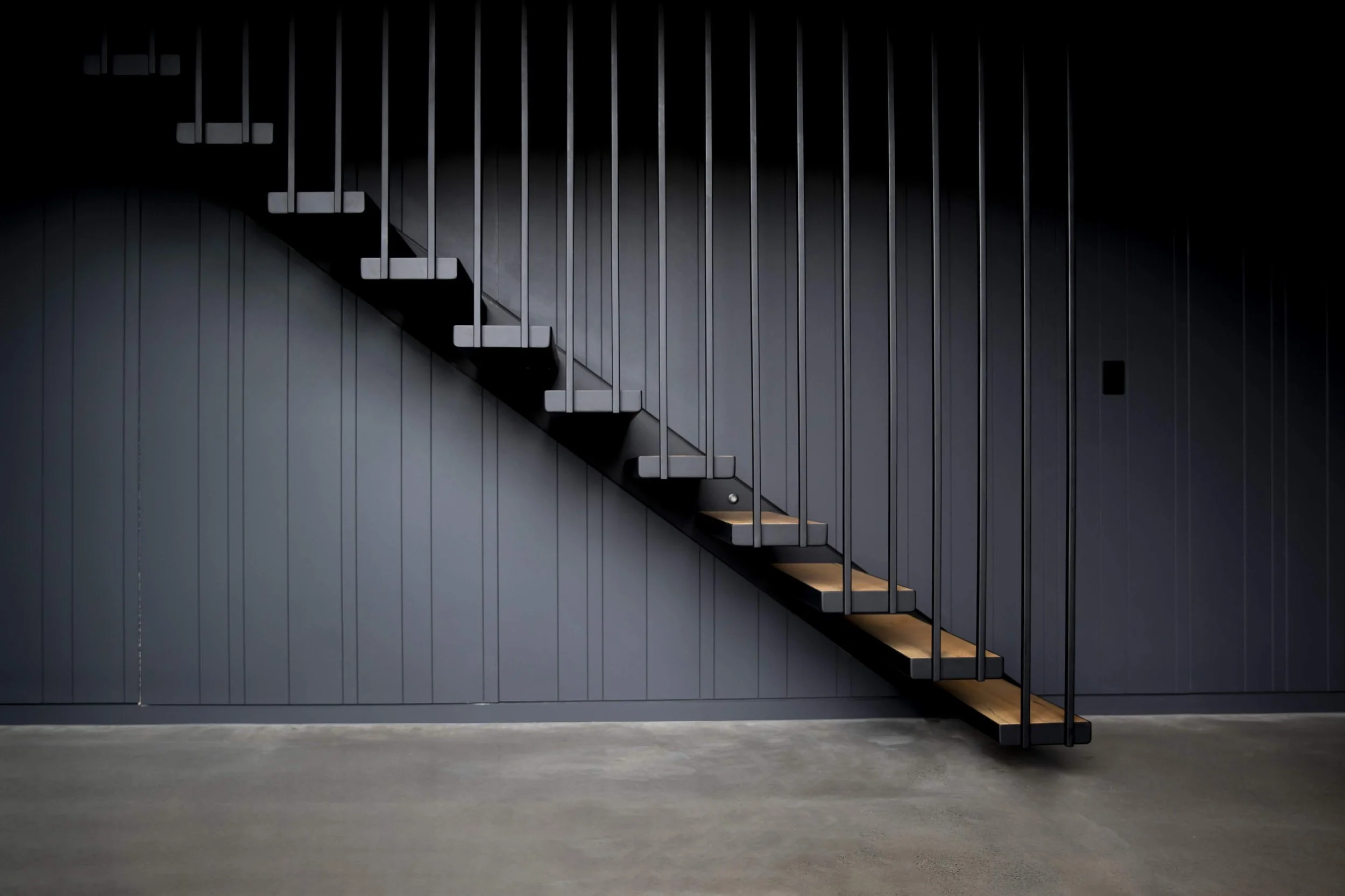 Custom Furniture Maroochydore | Timber Tables, Benches, Stool, Staircase, Balustrades