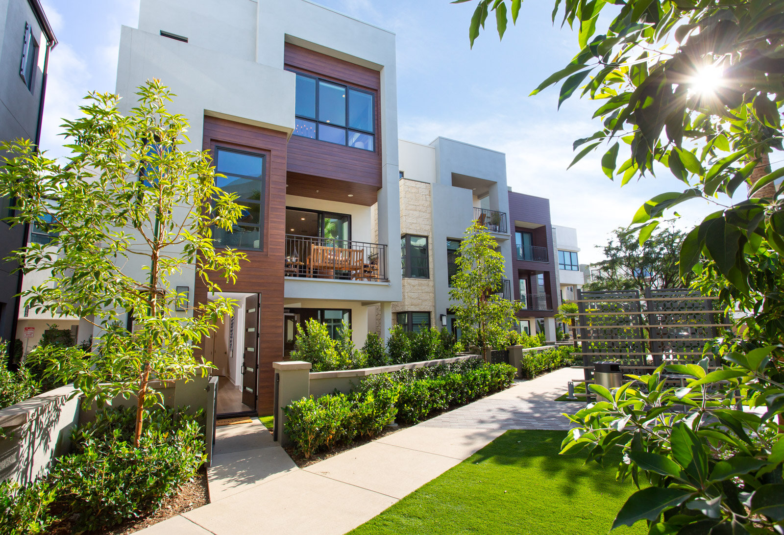   12657 Seacoast Pl, Playa Vista, CA 90094  SOLD! $2,360,000 