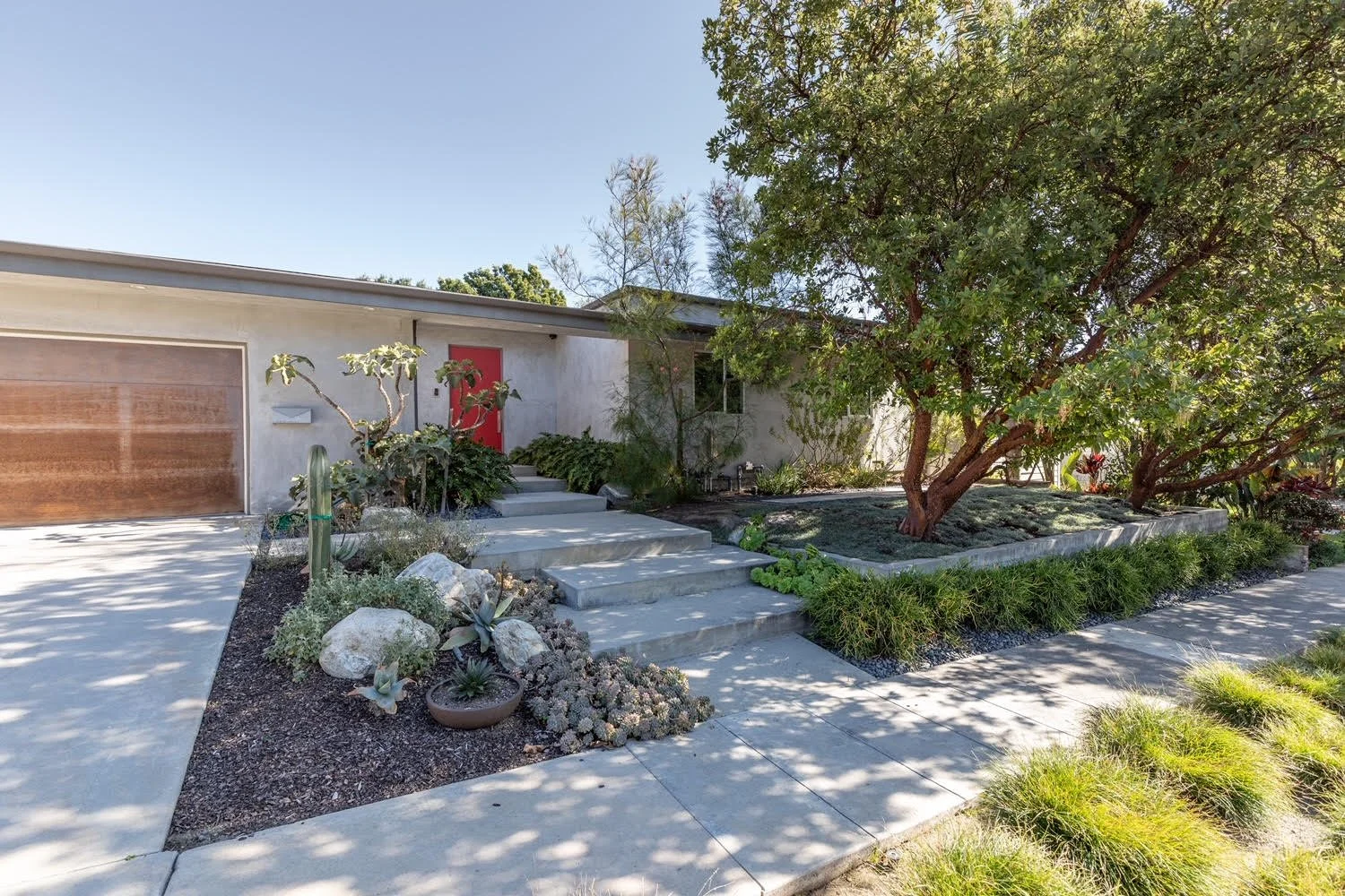 3014 Cavendish2.jpeg