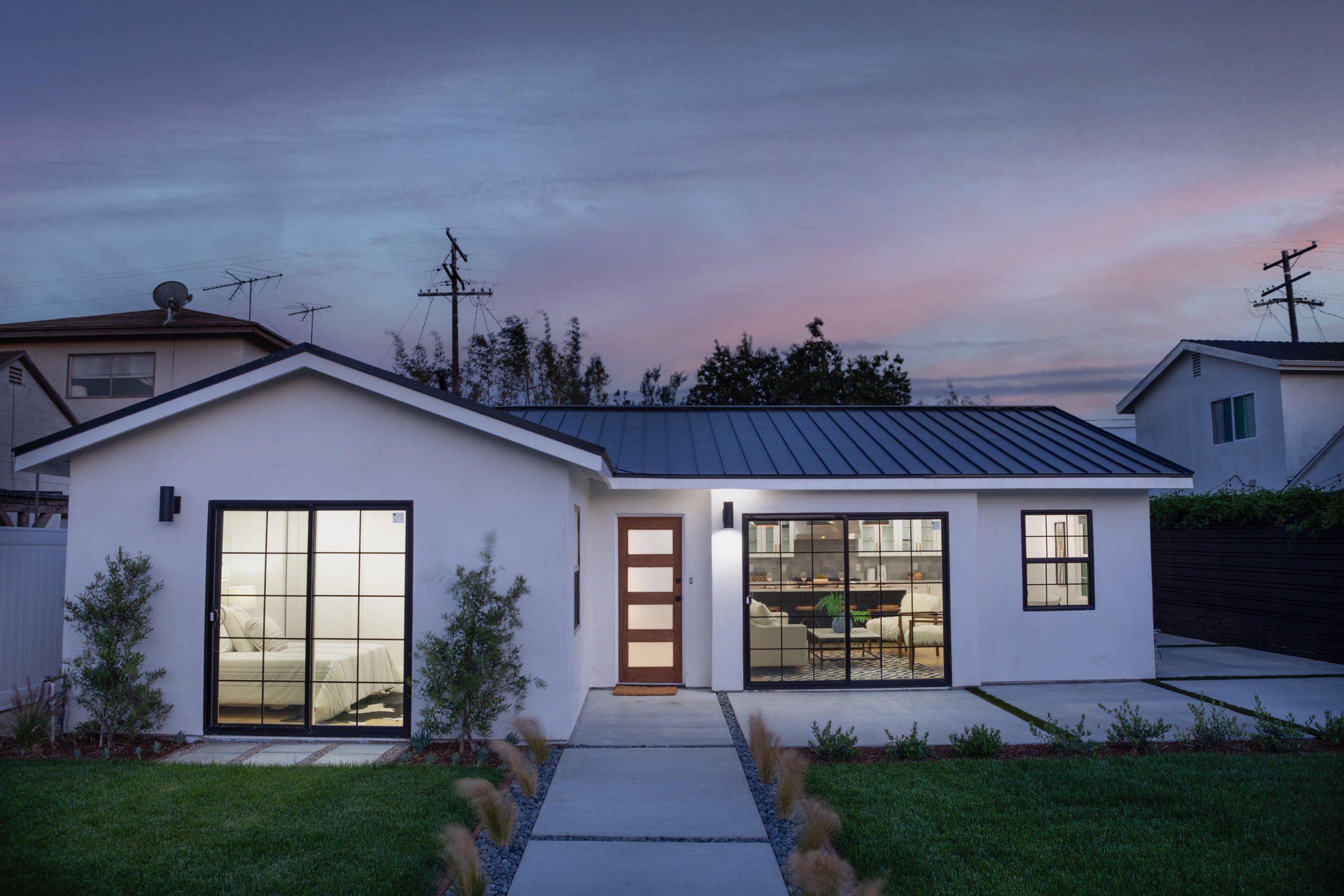   12808 Greene Ave, Los Angeles, CA 90066  SOLD $100K OVER ASKING! $2,100,000 