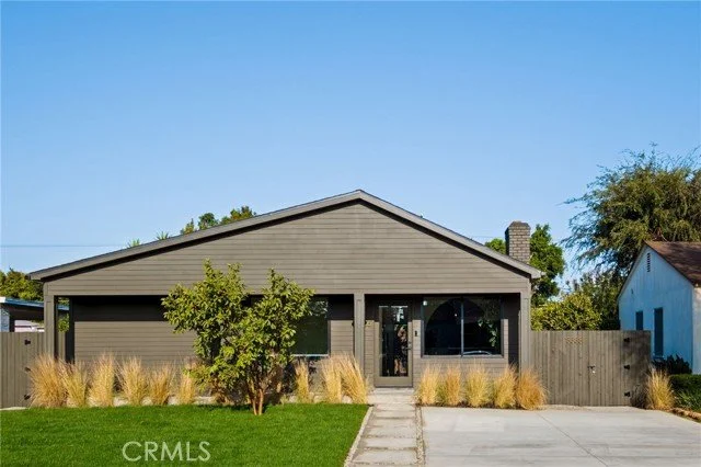   8336 Stewart, Westchester, CA 90045  Represented buyer  Sold at $2,650,000 