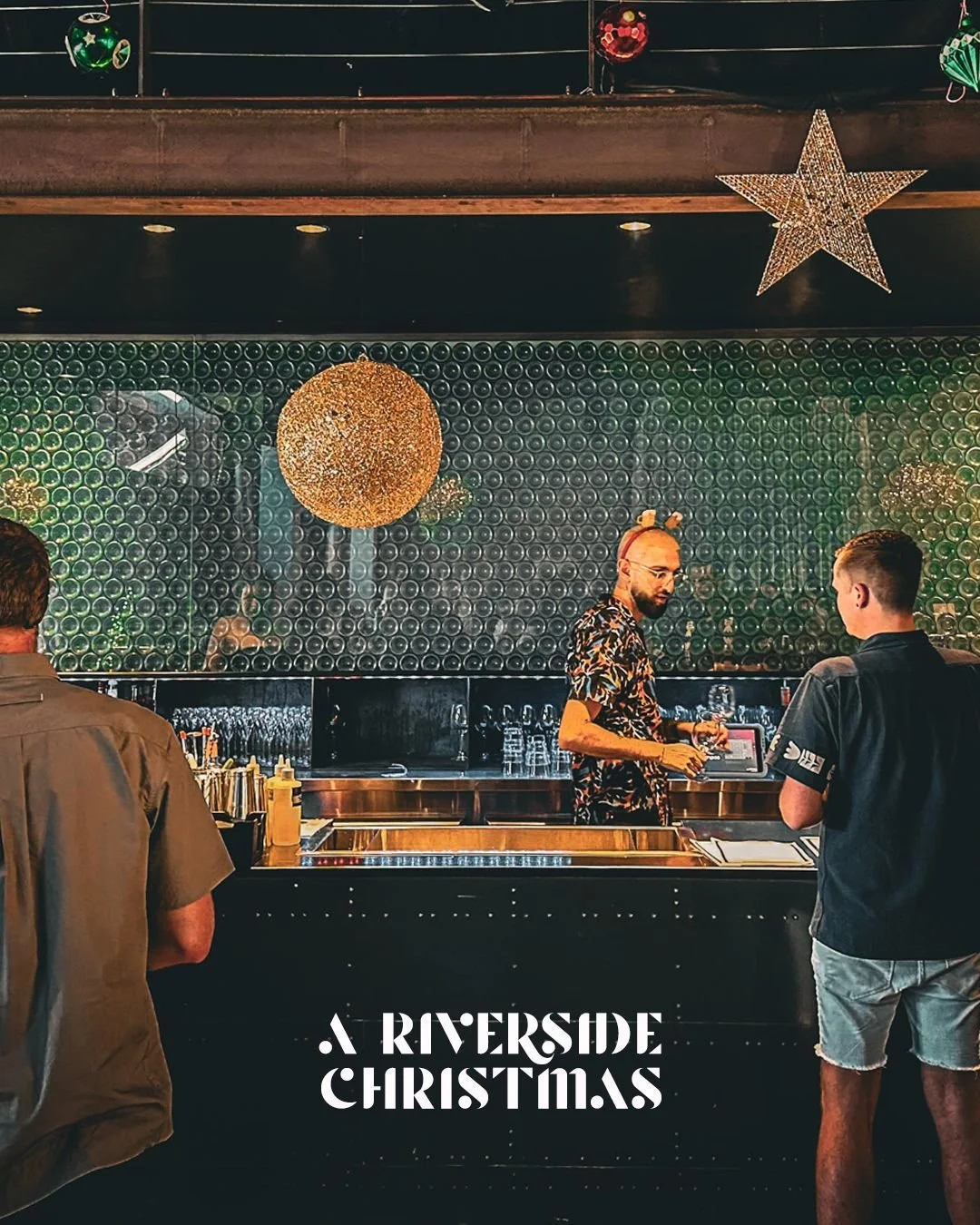 🚨 We have an amazing plan for your Christmas! 

Join us for A Riverside Christmas, proudly hosted by Plus 5 and held across the historic South Wharf Cargo Sheds and Plus 5.🎄✨
Thursday, December 25

✔️ Festive dining and incredible river views
✔️ Li