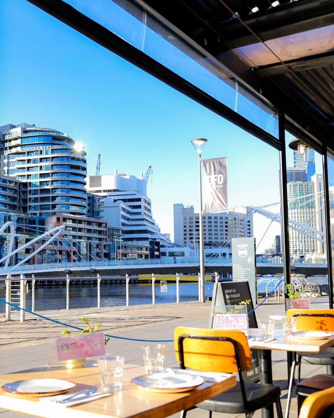 Easy afternoons by the river 🌿

Fresh air, cool drinks and that laid back summer feeling.

Pull up a chair, relax and let the riverside do its thing.