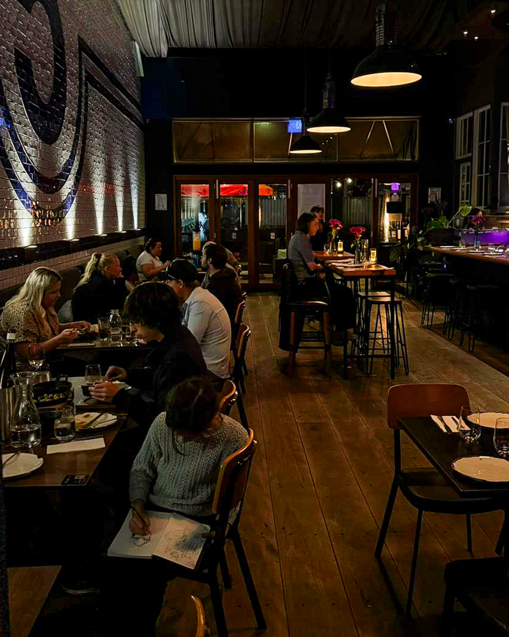 Book It In at Plus 5 South Wharf