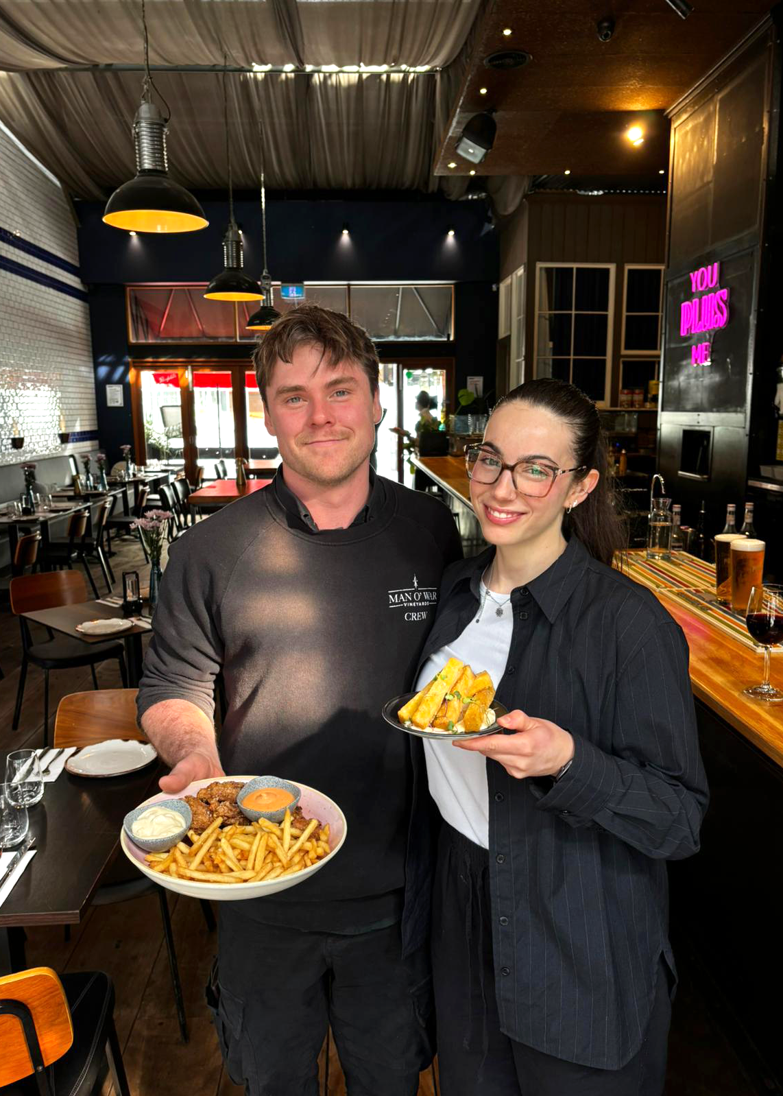 Daily Happy Hour at Plus 5 South Wharf