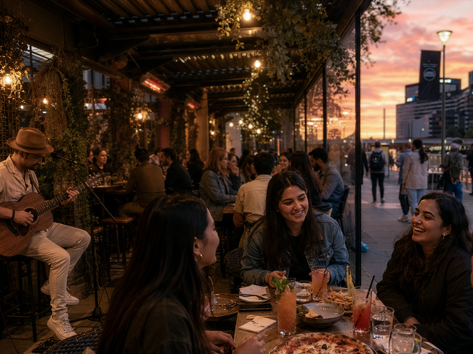 Live music and cocktails at Plus 5 South Wharf