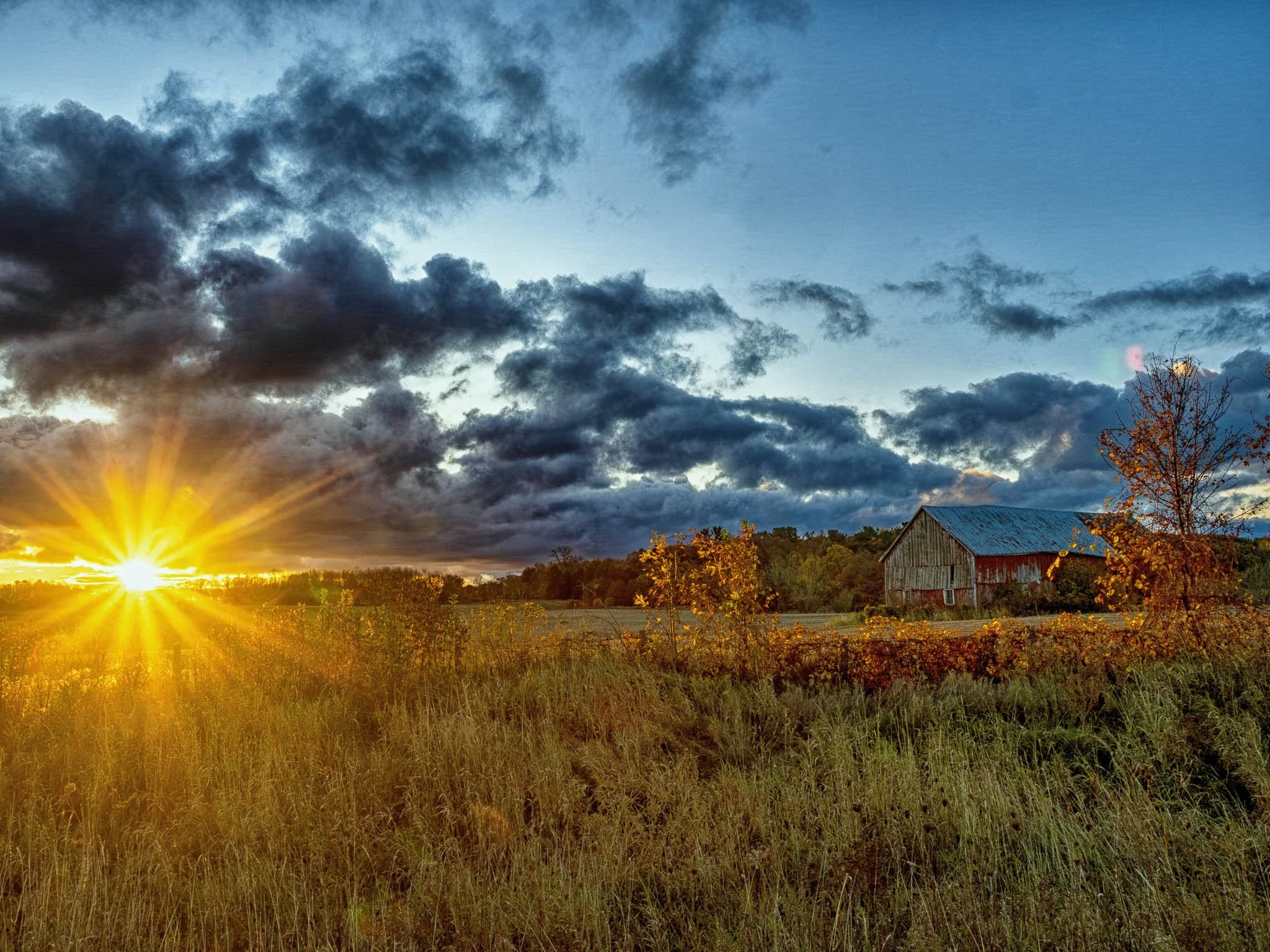10232024_SunriseNearBarnOnCtyLineRdHwy57 (10 of 22)-HDR-Edit-2.jpg