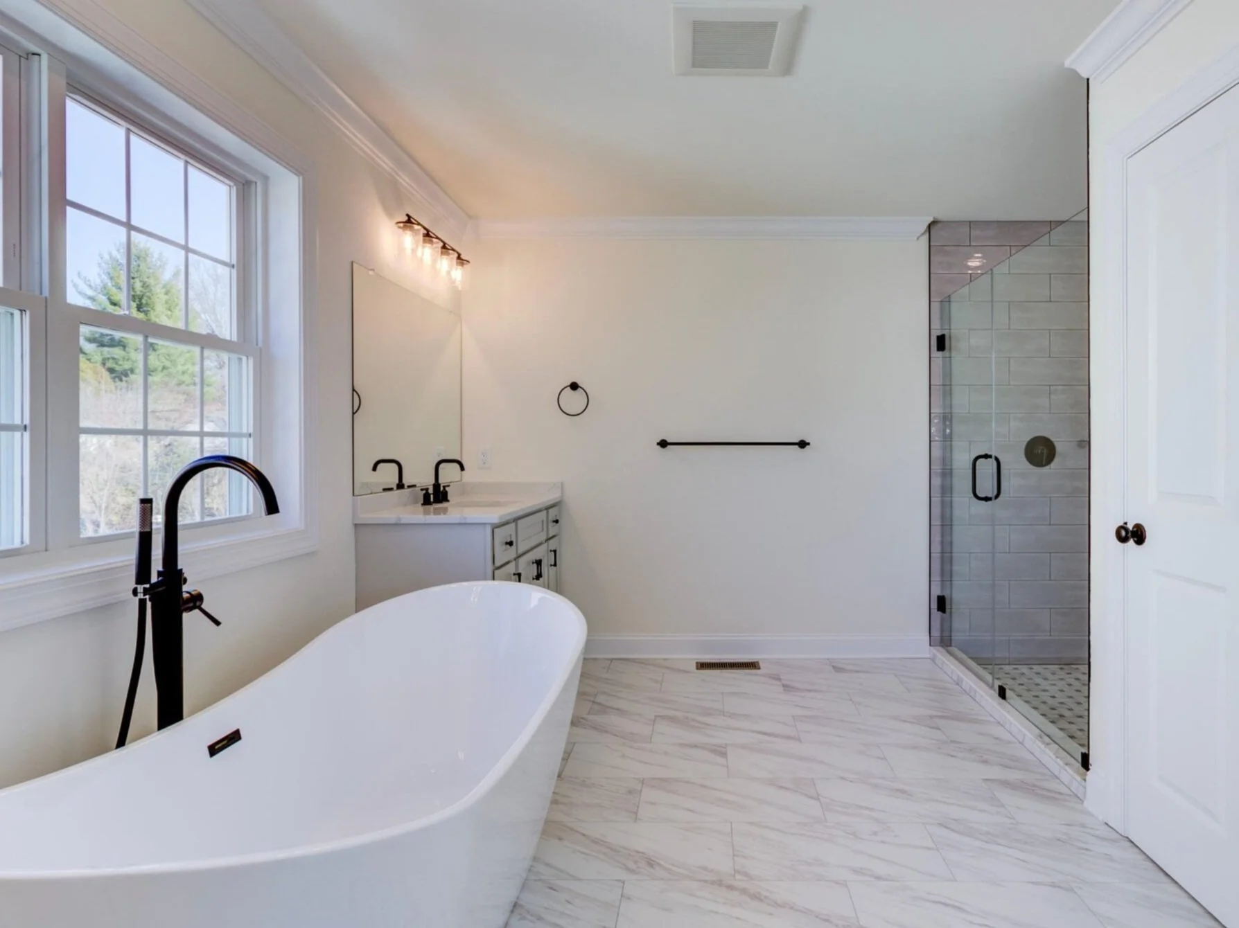 Modern Bathroom PA DE MD