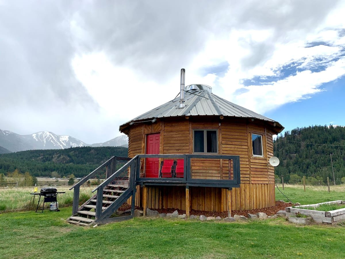  Mountains, Rivers, and Valleys, oh my! This  unique yurt  hangs out right under the Milky Way with a cozy fireplace and skylight. You will have the entire place to enjoy a romantic getaway or a family escape.   Typical starting price: $130    Locati