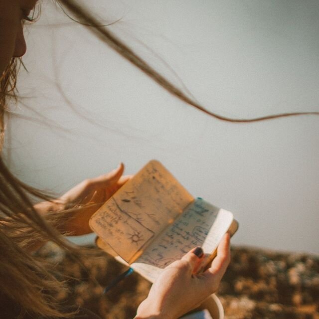 Do you keep a diary? 🌈📚 Make a note today! Every fortnight our BLOG goes live! #linkinbio
.
http://ow.ly/6Rkc50zMg5F
.
📷unknown
.
.
.
.
.
.
.
.
.
.
#caddyshackproject #caddyshackprojectblog #diarydate #blog #sexualhealth #sexualhealthblog #sexuali