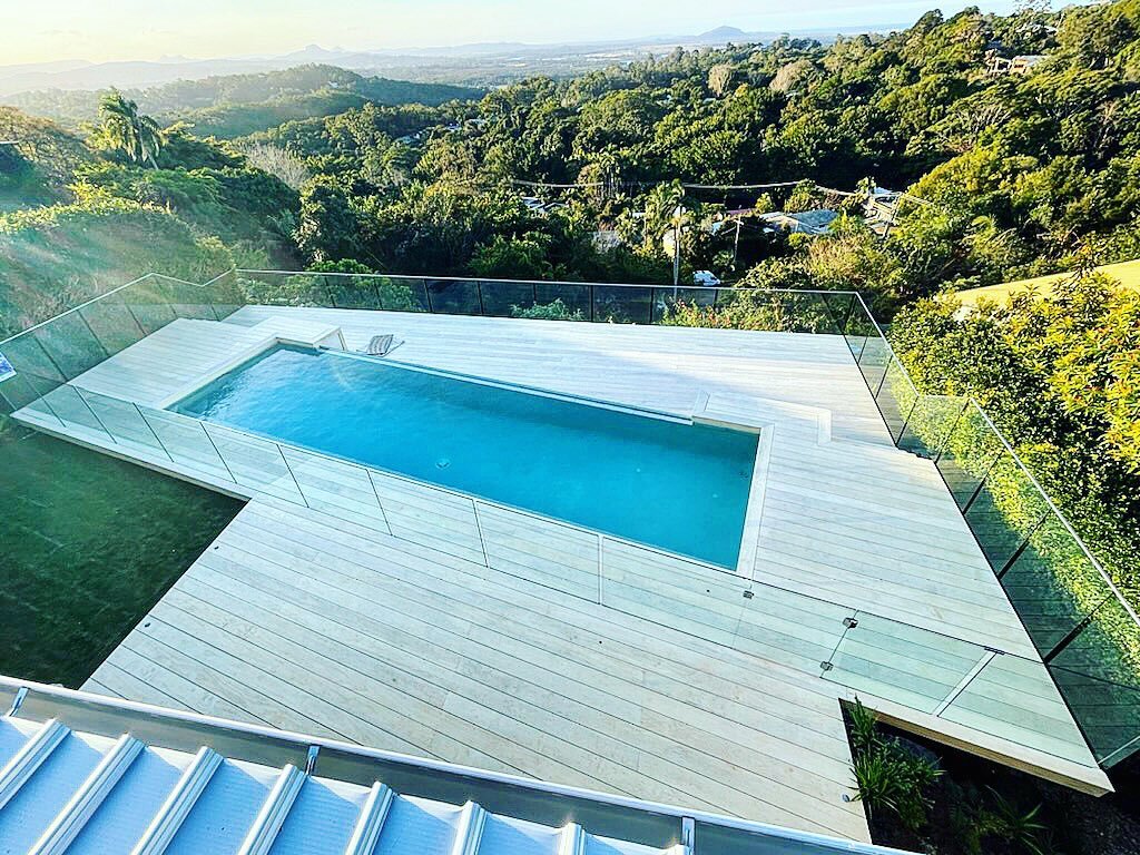 What a pool!! 💦 

This one had everything, and one of the nicest spots to work! 🌅 

55 meters of fully concealed frameless glass fencing around the pool and counter levered deck 👌

www.glazeitglassandscreens.com.au 

#poolfence #framelessglass #gl