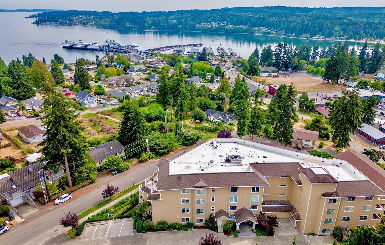 Represented Buyer | Kingston, WA | Sold for $399,000