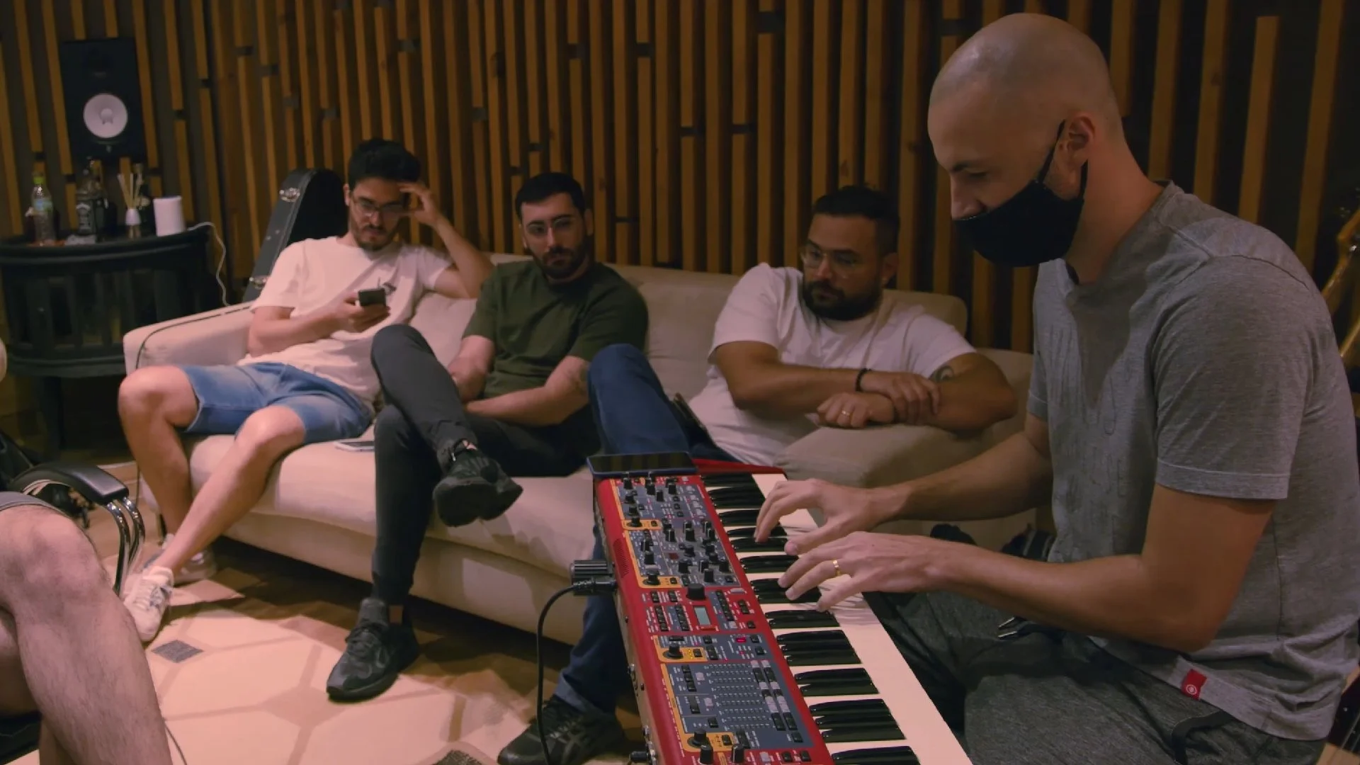 No meio do Silêncio - Mansim (Doc. 30 min.)