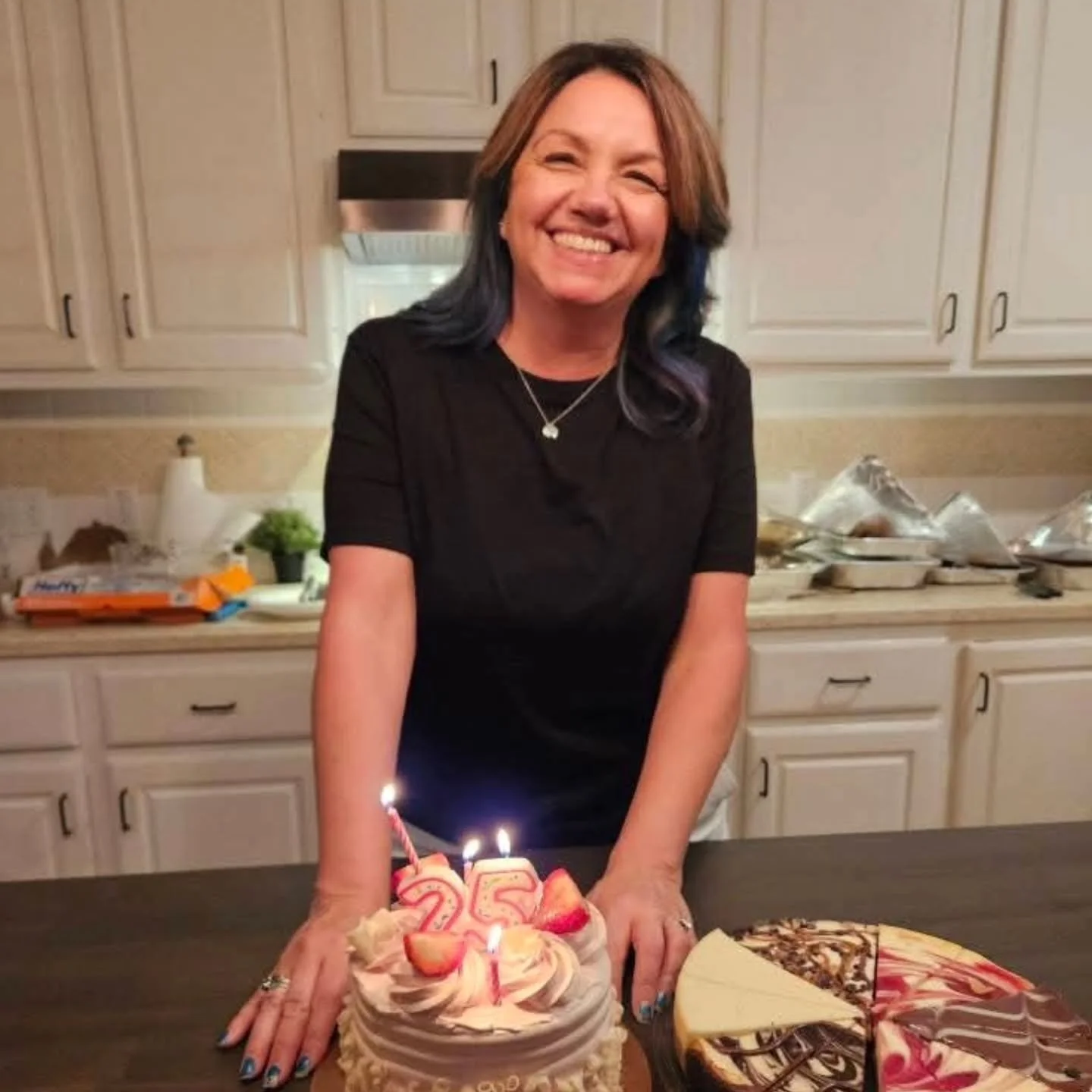 A little late but had to share&hellip;
Sunday was both my birthday 🎂 and Mother&rsquo;s Day 💐 🥰

We a kicked things off the night before with a small birthday celebration 🎉&mdash; the perfect start to a fun-filled weekend! (See pic of all the May