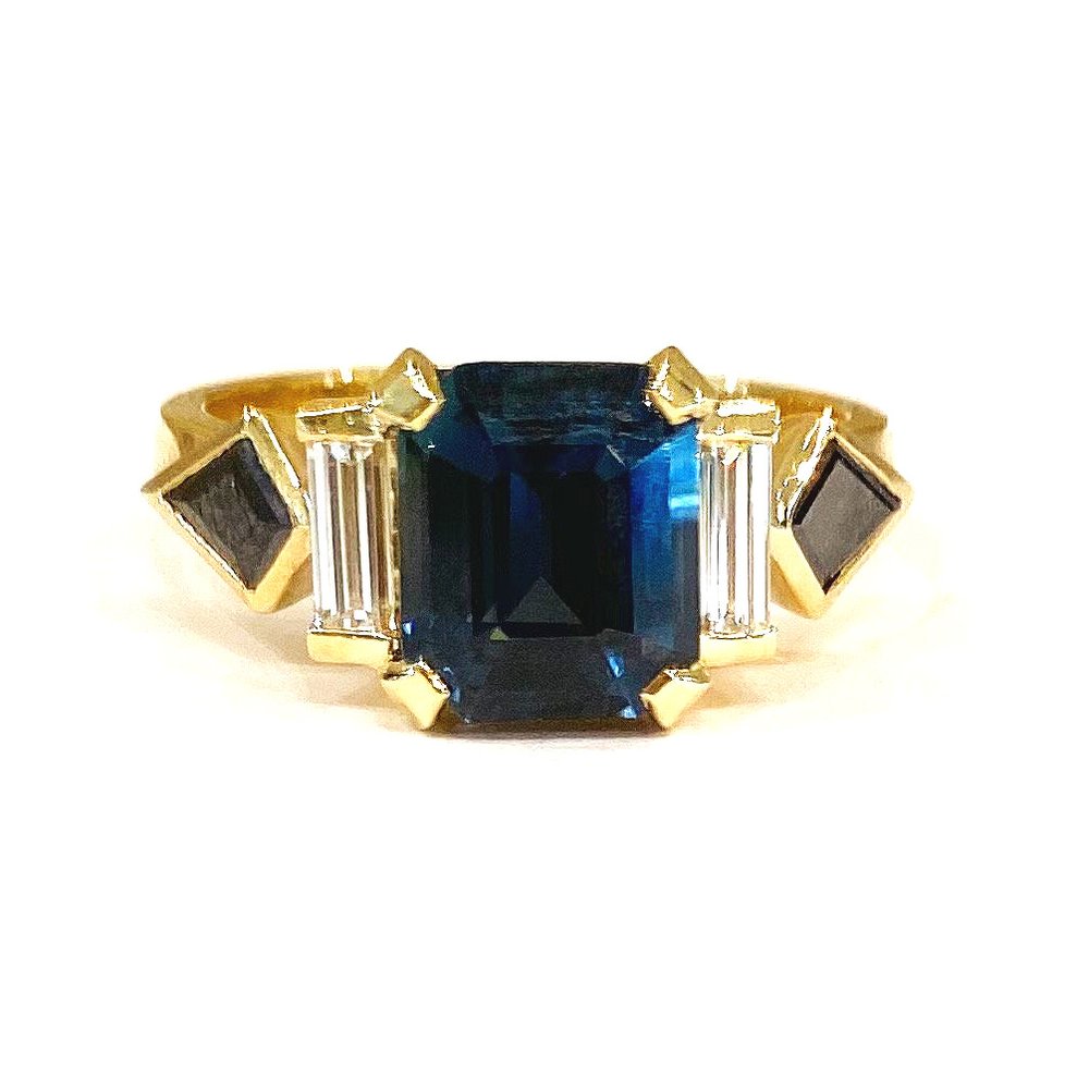 Green+Sapphire%2C+Black+and+White+Diamond+Ring.jpg