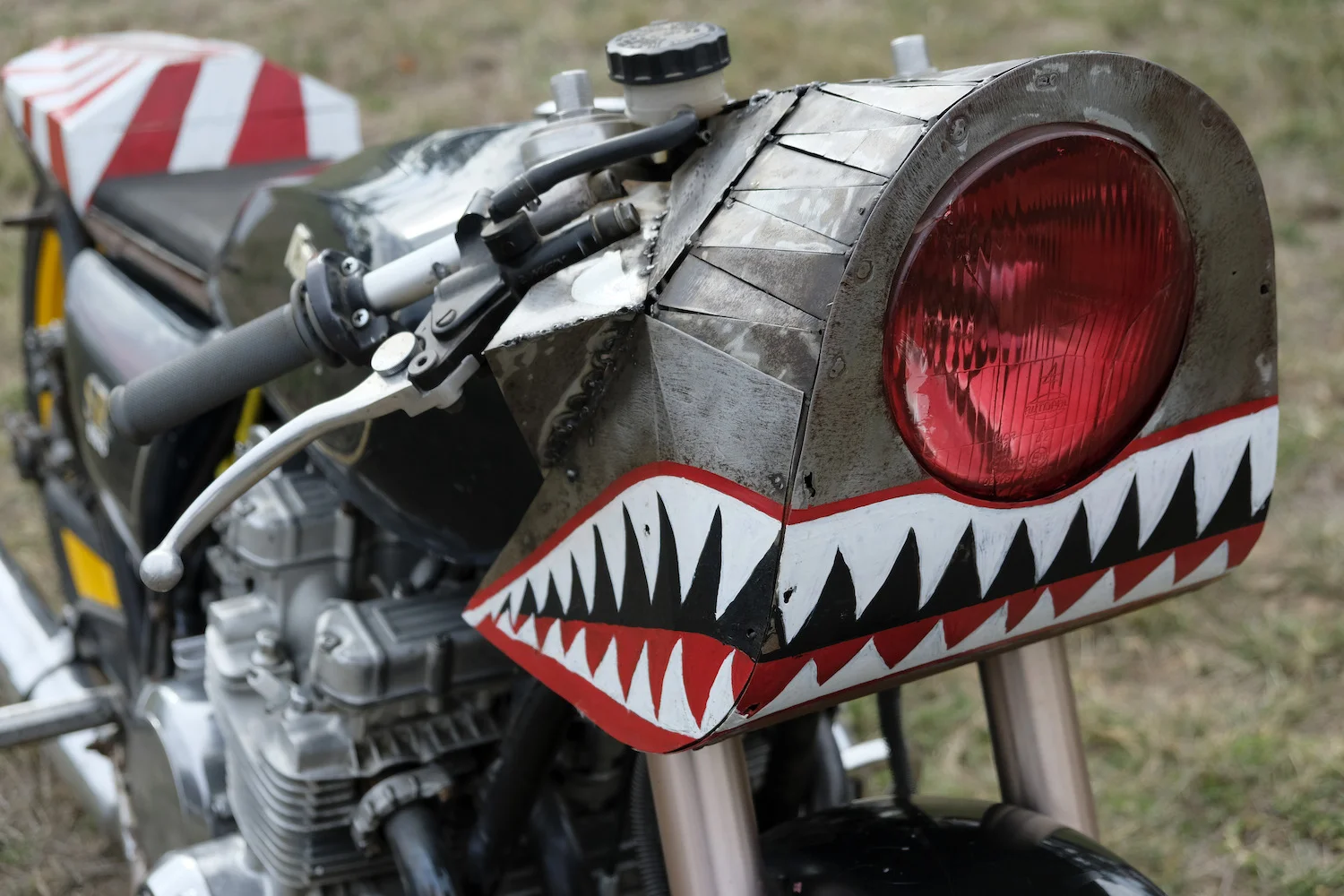 the machine show - damien drew0157.JPG