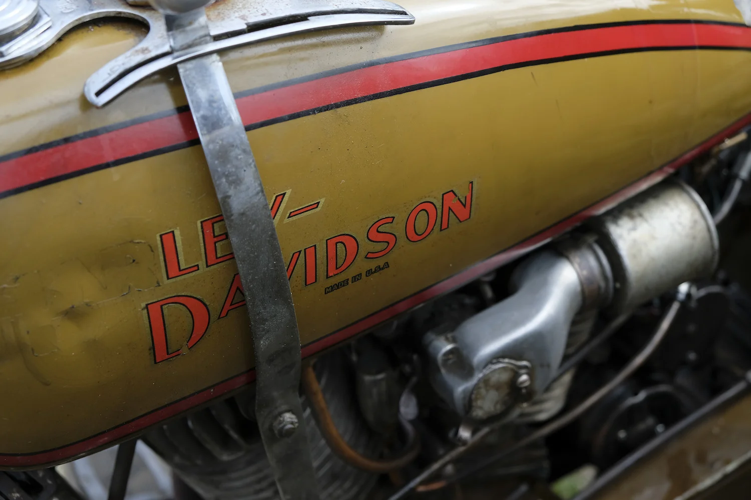 the machine show - damien drew0159.JPG