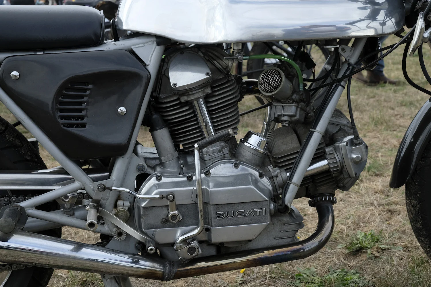 the machine show - damien drew0164.JPG