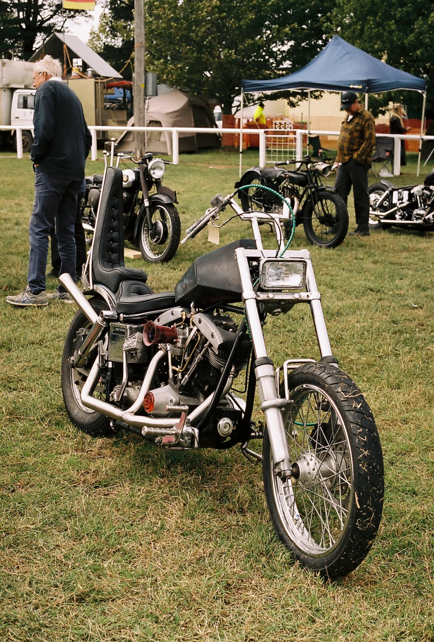 the machine show - bjorn johnston-R1-24-25.JPG