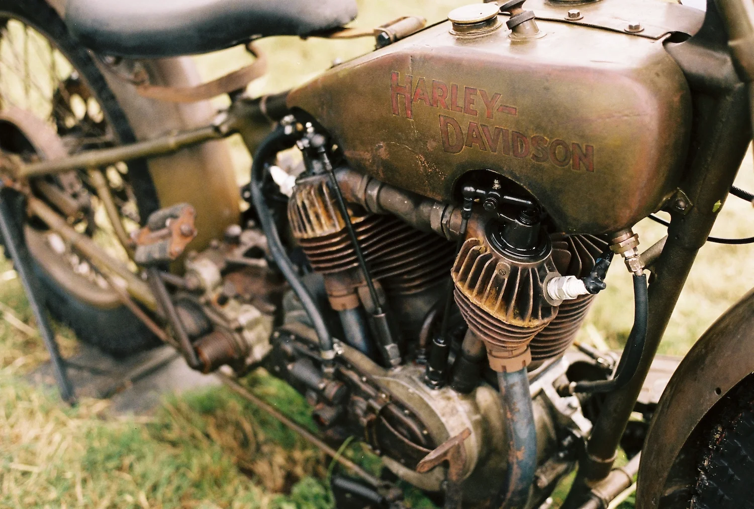 the machine show - bjorn johnston-R1-00-1.JPG