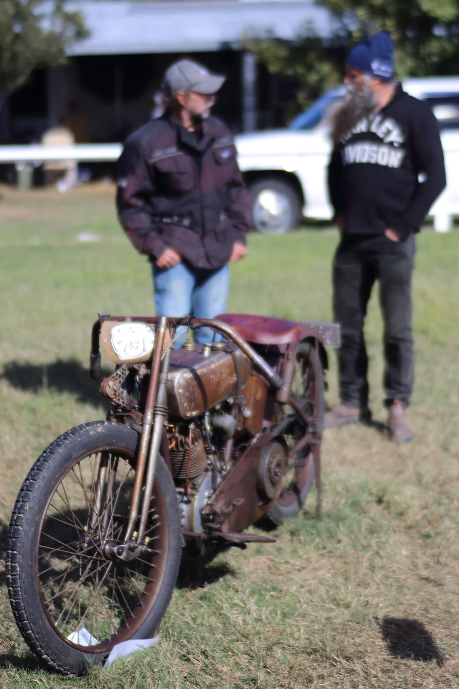 MS74 - roger chambers - the machine show.JPG