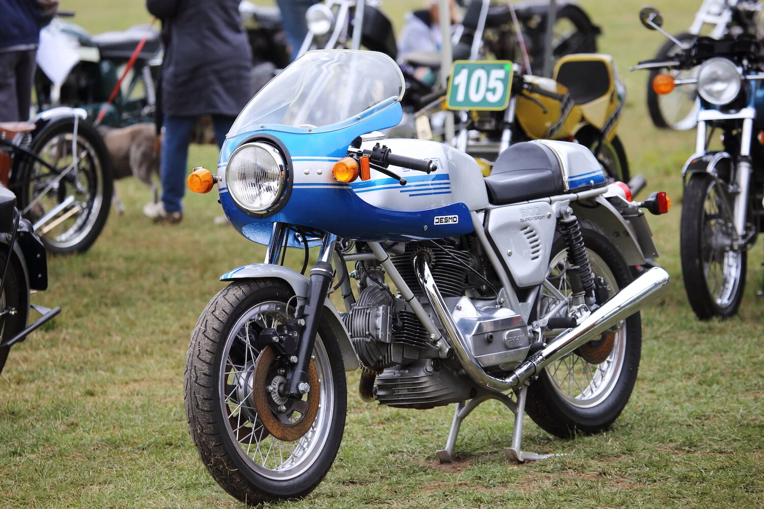 MS55 - roger chambers - the machine show.JPG