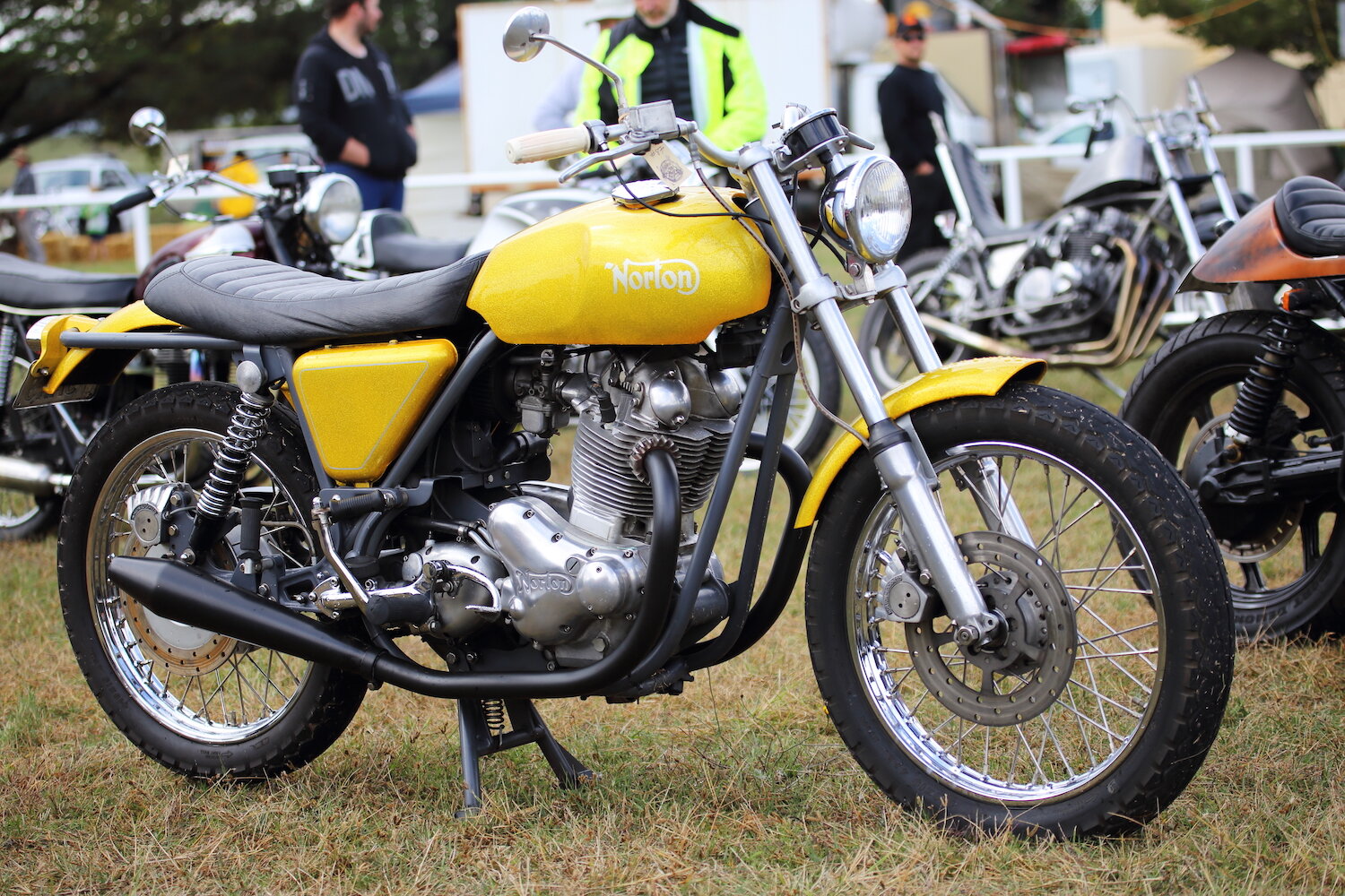 MS45 - roger chambers - the machine show.JPG