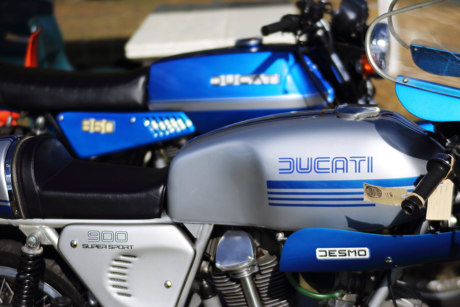 MS71 - roger chambers - the machine show.JPG