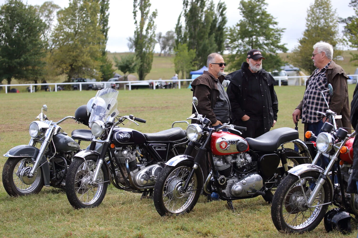 MS39 - roger chambers - the machine show.JPG