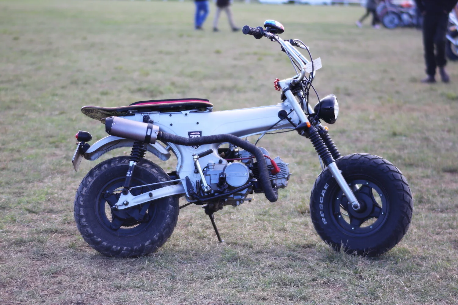 MS59 - roger chambers - the machine show.JPG