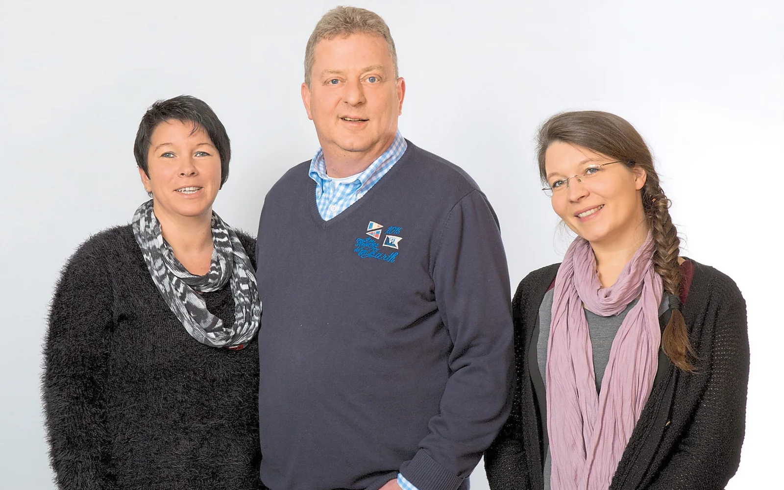 Hans-Jürgen Flammann mit seinen Mitarbeiterinnen Sylvana Held und Sabrina Springhorn.