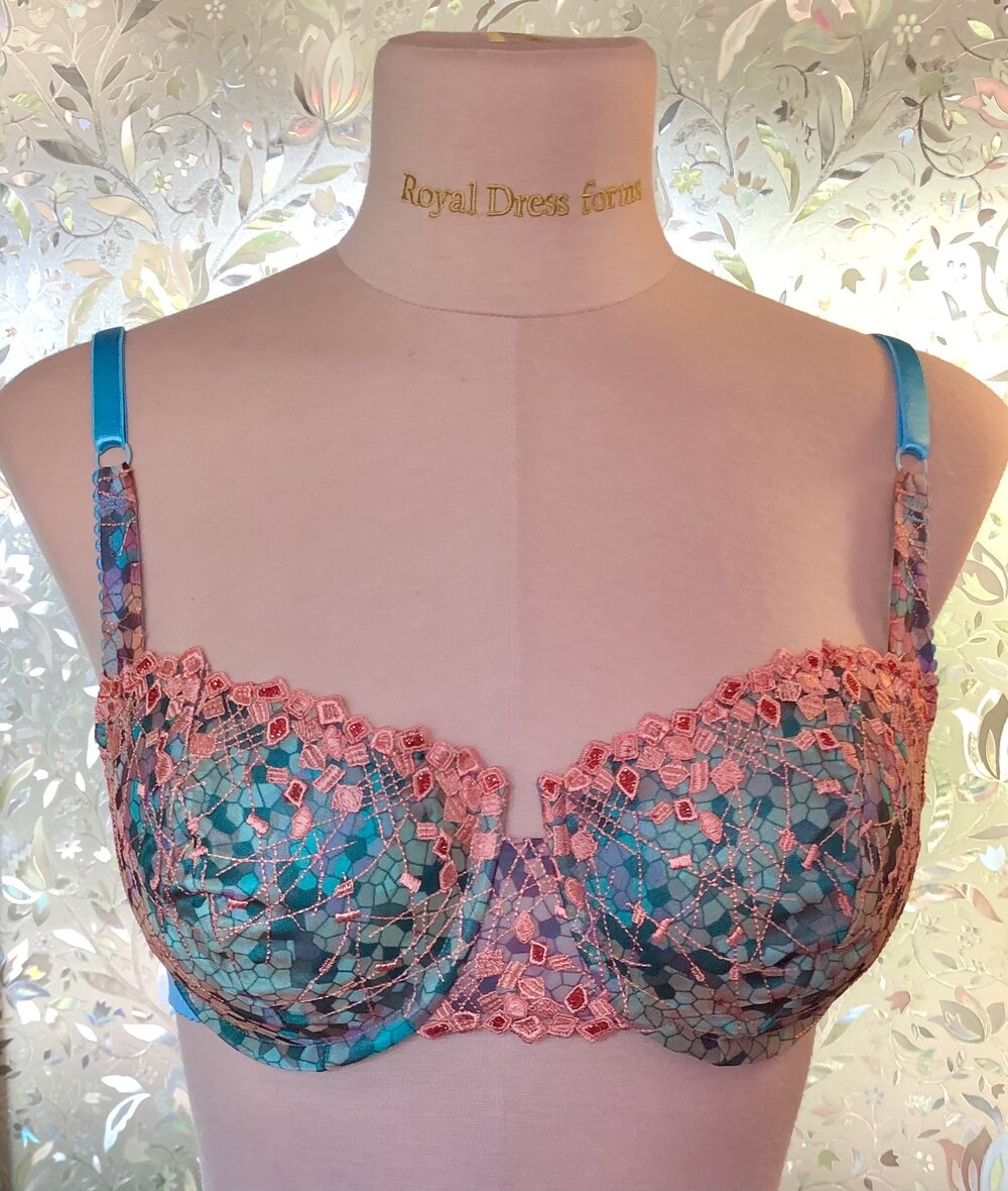 the Vivien bra pattern ( Variation Two: Pattern Booklet and bands pieces )  — Annie and Myras