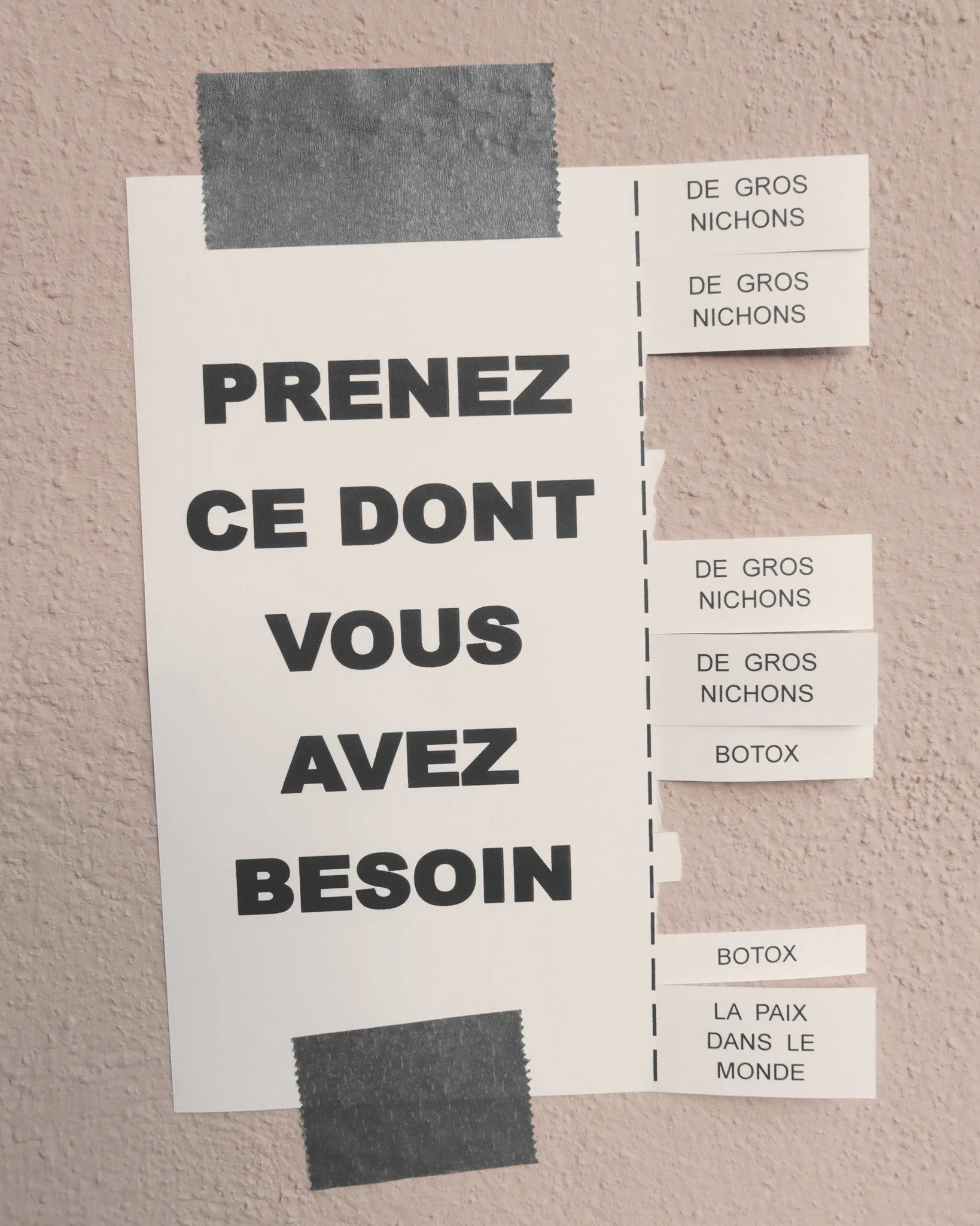 Paix et Amour.
.
#aesthetic #takewhatyouneed #nombrilisme