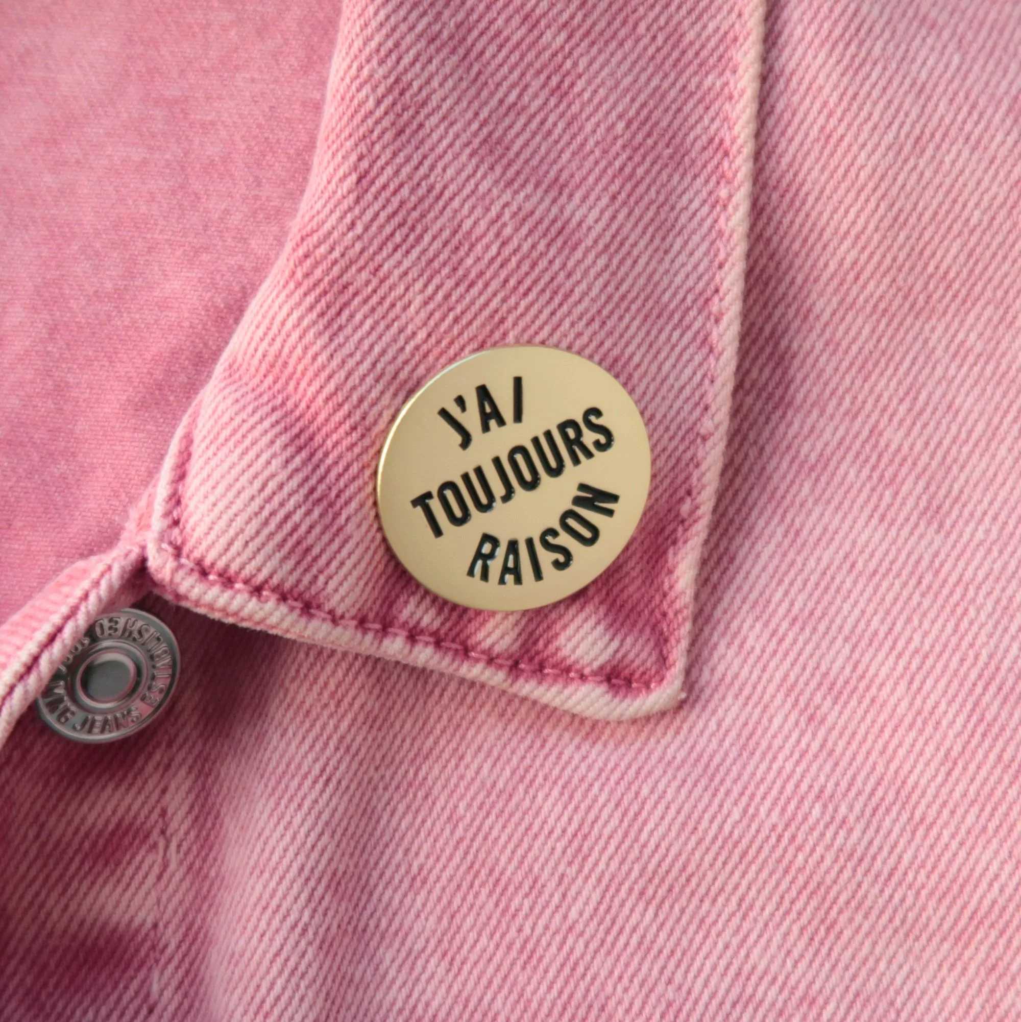 👀On ne pointe personne du doigt !
🛍️ > Lien dans la bio
.
#enamelpin #jaitoujoursraison #egocentrique