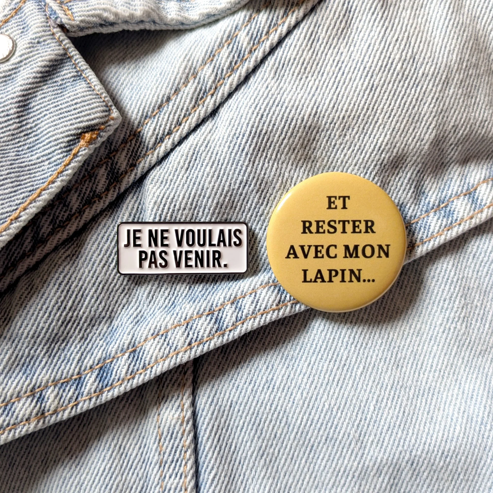 🐰Apr&egrave;s le succ&egrave;s des duos pin's + badges "Et rester avec mon chat" et "Et rester avec mon chien", la famille s'agrandit : d&eacute;couvrez enfin la version pour les amoureux des lapins !
.
🛍️ > Lien dans la bio.