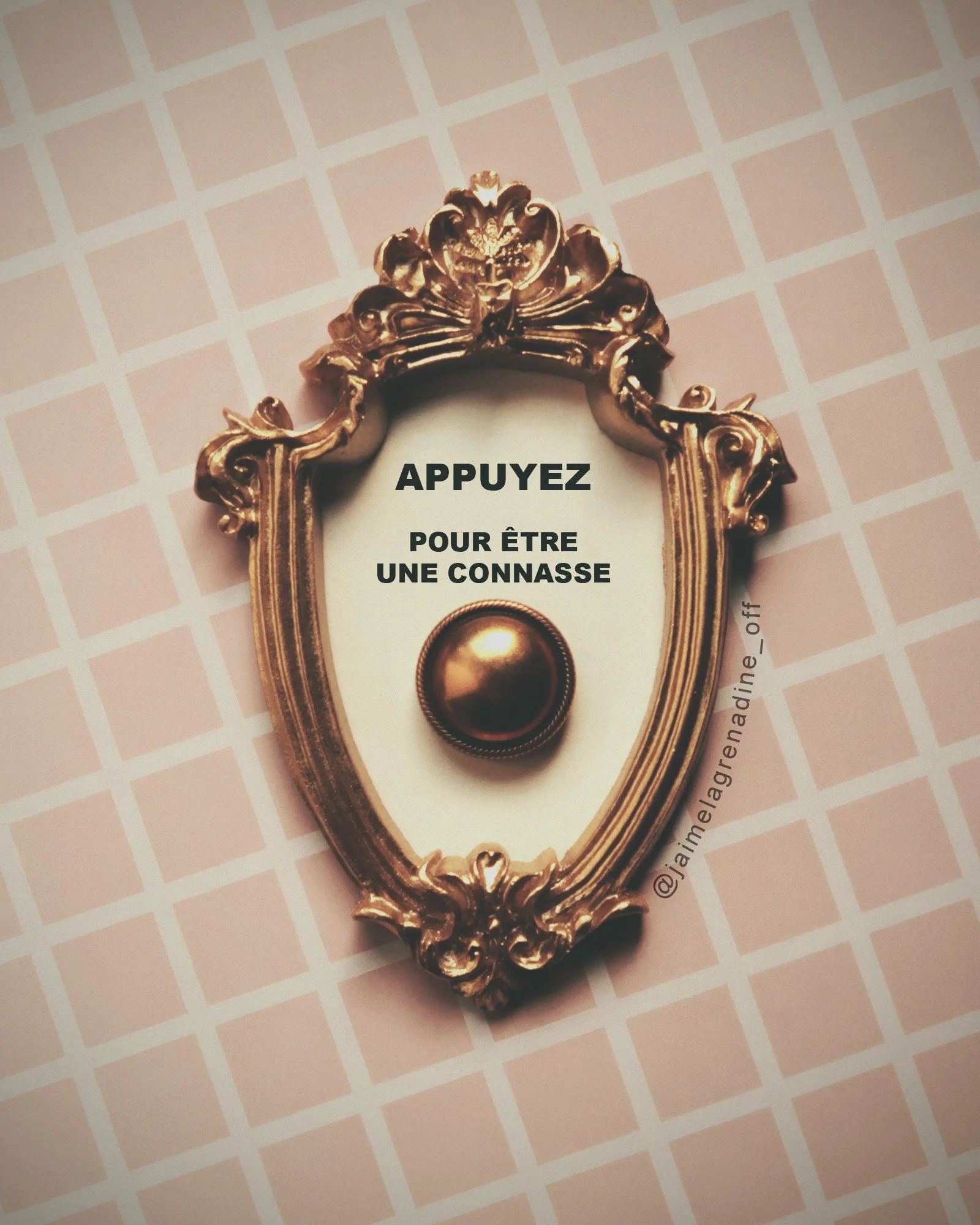 🔘OOOPSiii, j'ai gliss&eacute; !
.
#aesthetic #callme #connasse