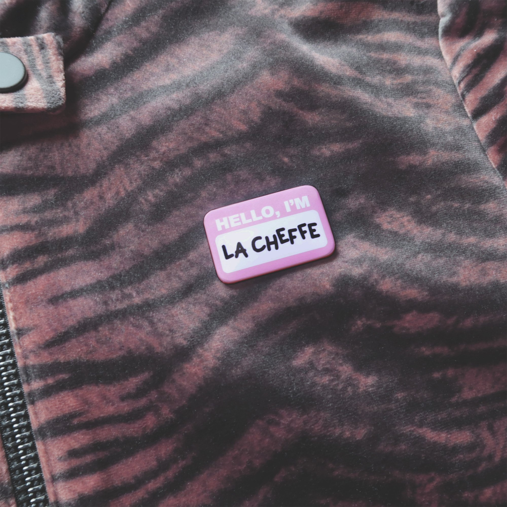 badge hello i'm la cheffe - j'aime la grenadine