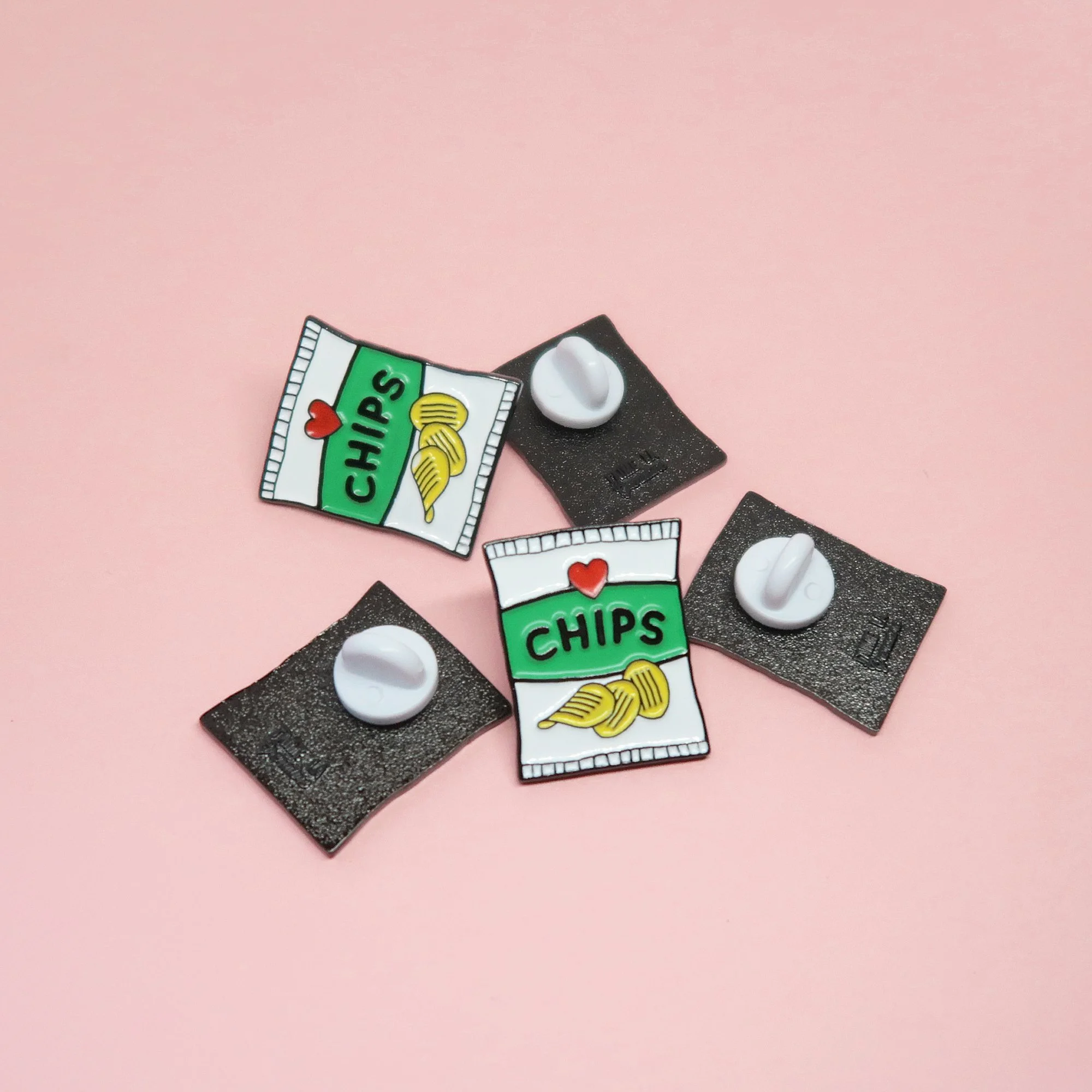 pin's paquet de chips - j'aime la grenadine
