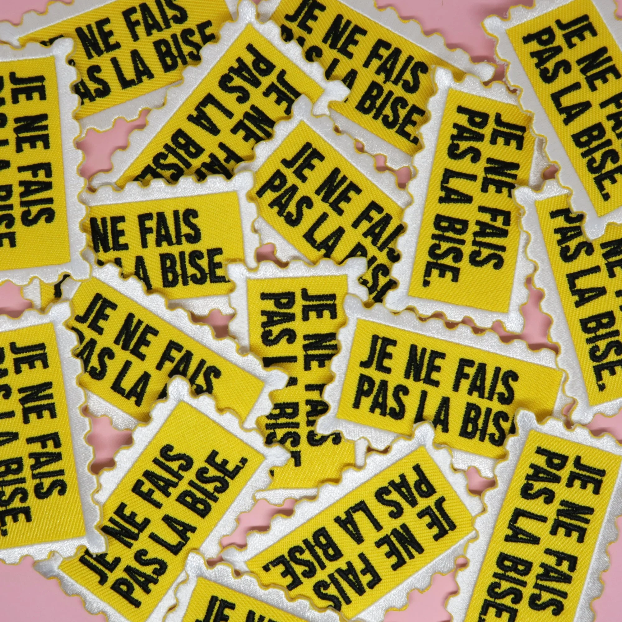 patch écusson je ne fais pas la bise - j'aime la grenadine