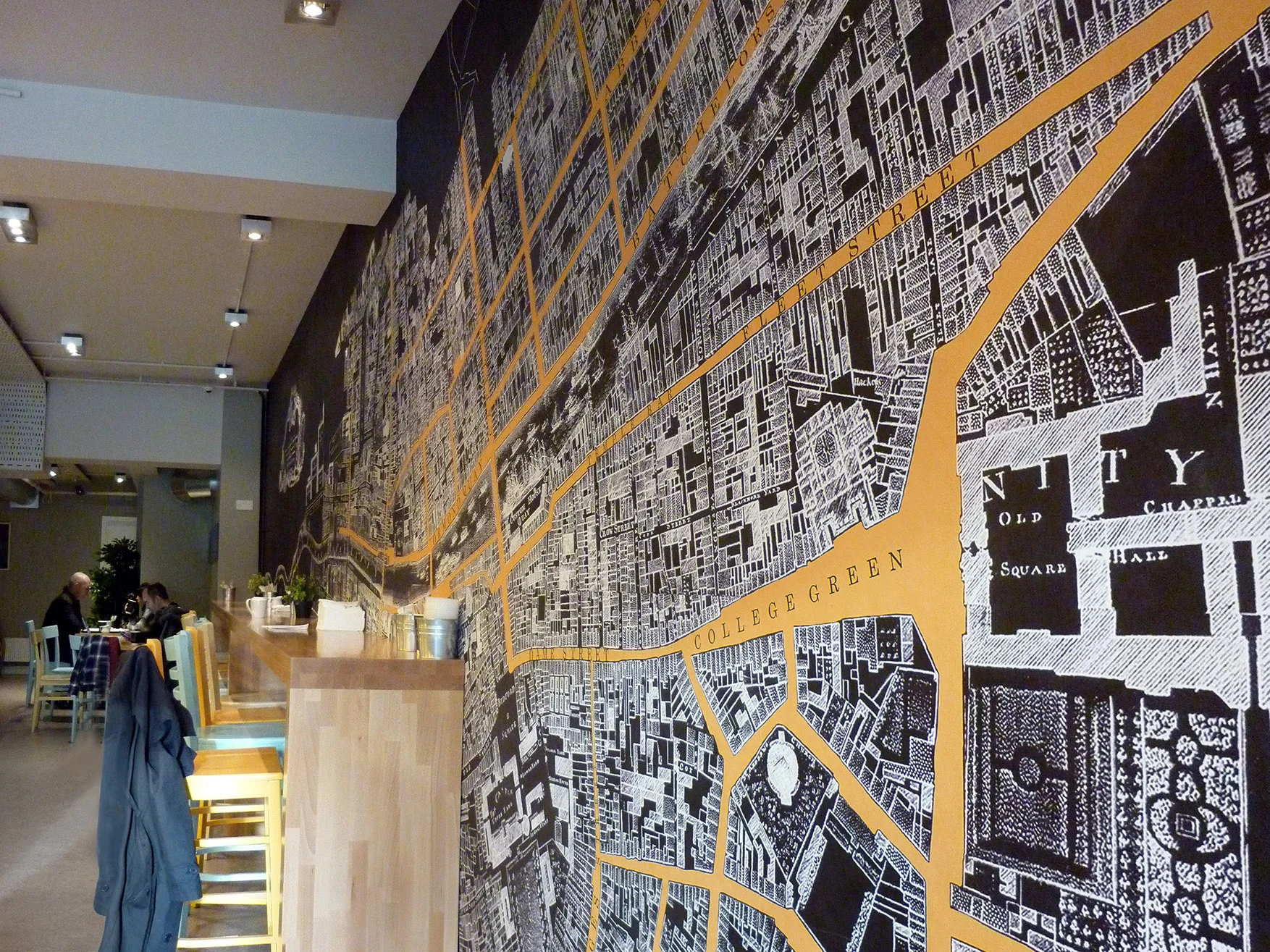 Graphic wall1.jpg
