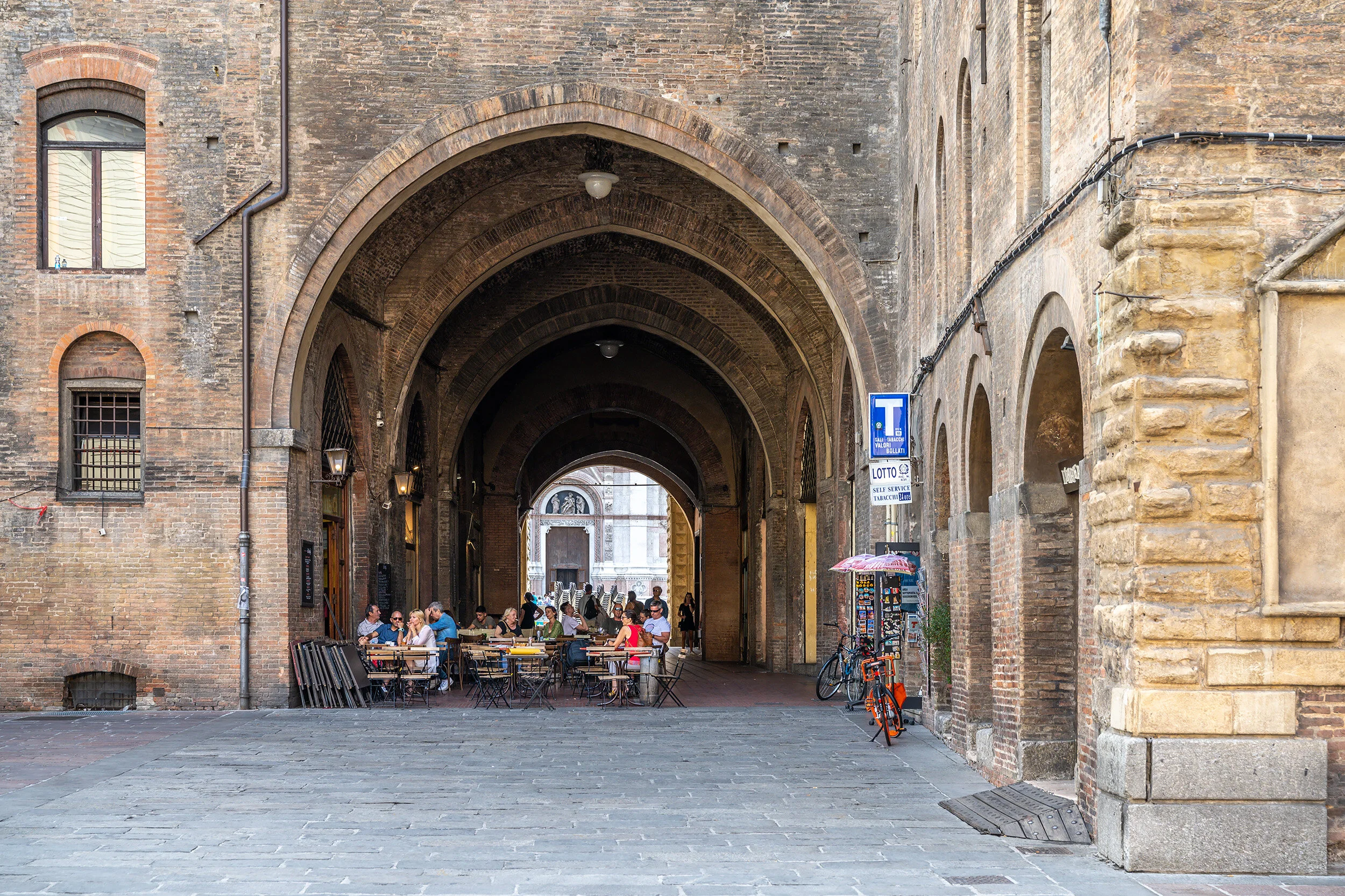 2019 • Benevello, Monforte D'Alba & Bologna, Italy
