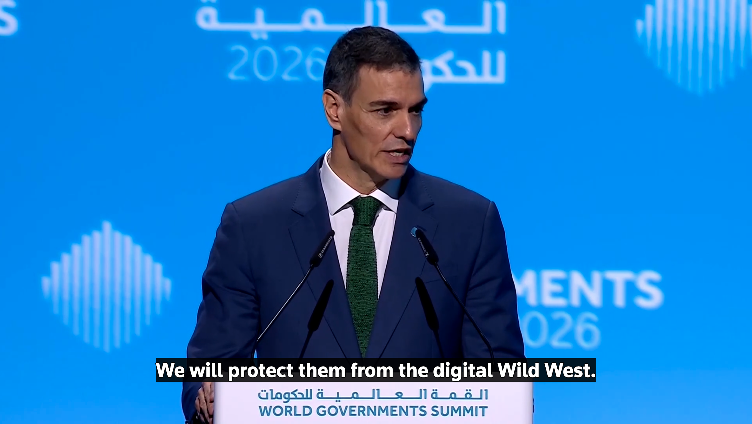 GEIL, SPANIEN POSITIONIERT SICH.