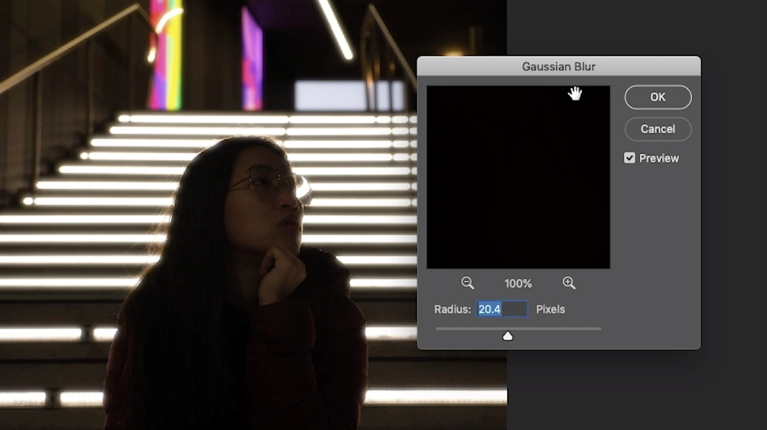 Once you’ve click on to the gaussian blur tab. You can select the radius value to determined how blur the lights are. As you can see in the picture, the light now has a glowing effect.  The higher the pixel value, the more blur is introduced. However, I would always try to control the blur effect so that it doesn’t feel overwhelmed.