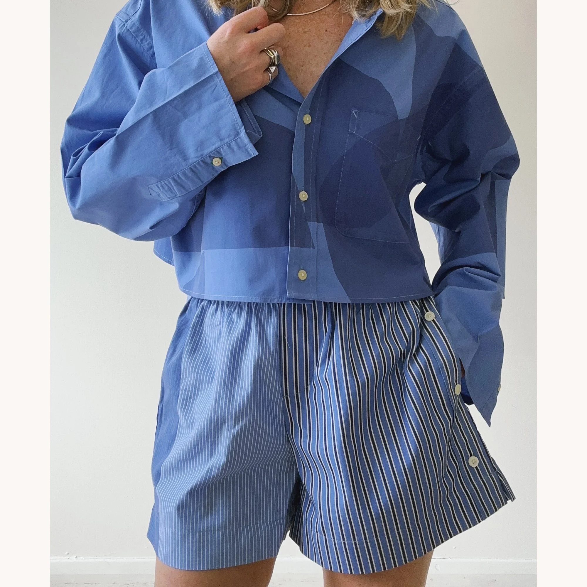 Amaryllis-shirt-lifestyle2.jpg