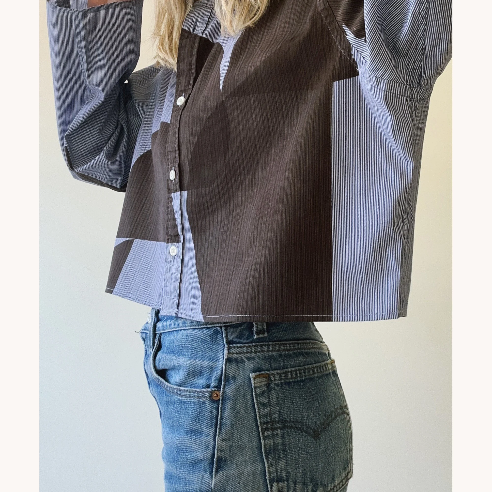 Dianthus-shirt-lifestyle7.jpg