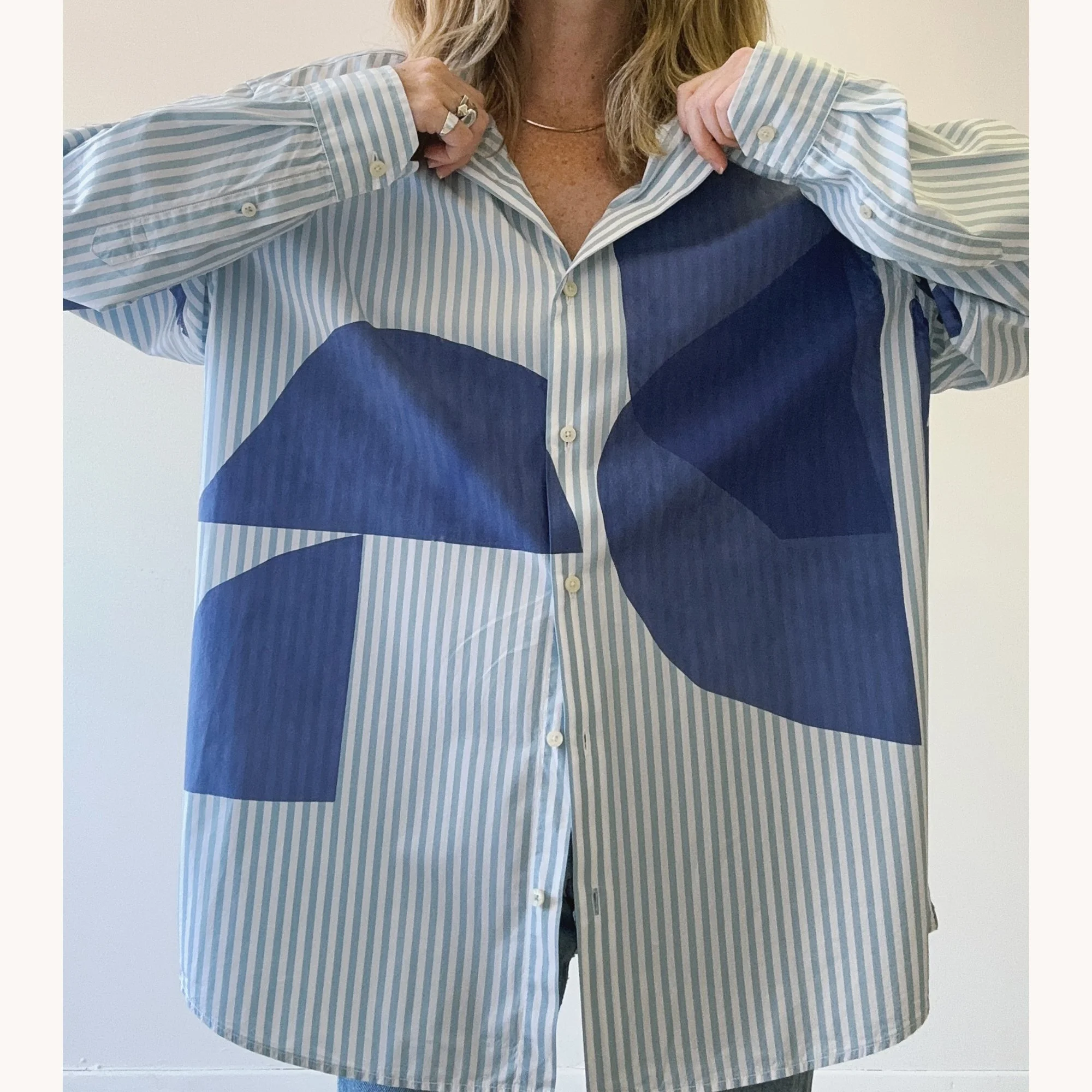 Pamiers-shirt-lifestyle4.jpg